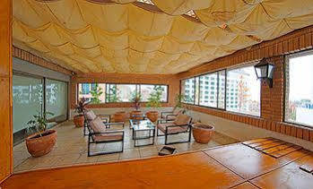 Trani Condes Aparthotel