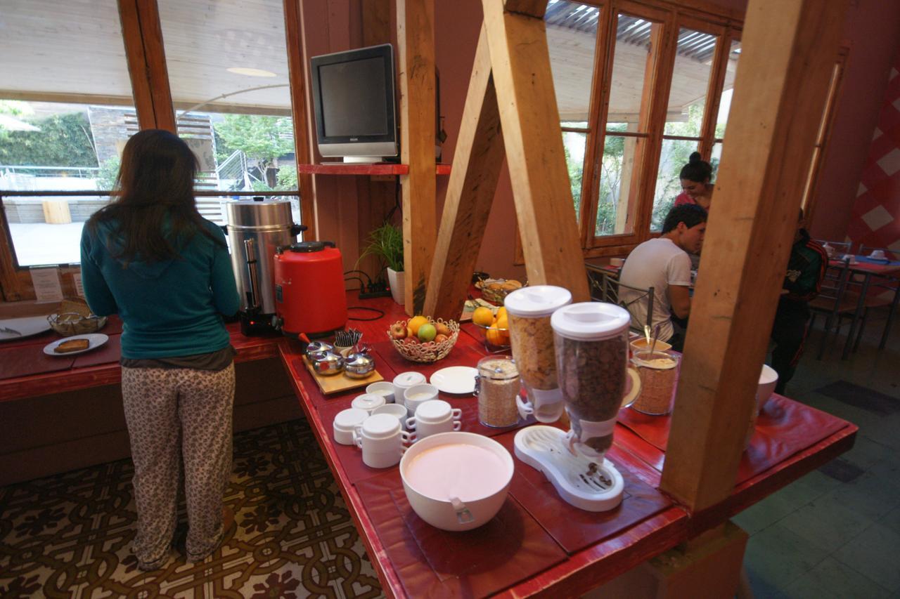 Happy House Hostal