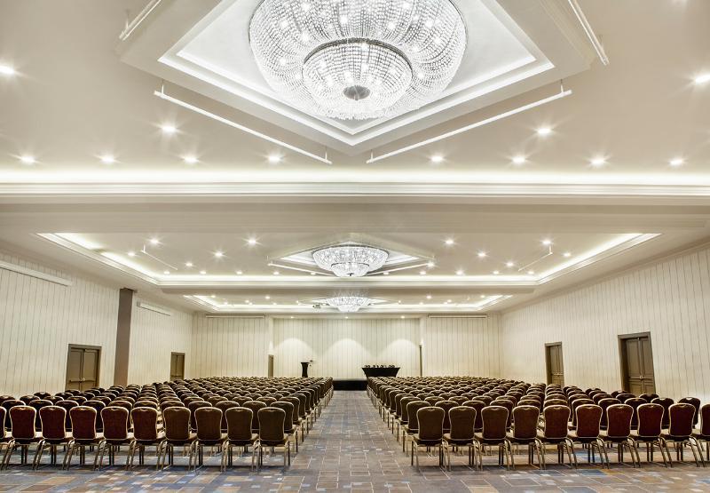 Crowne Plaza Hotel