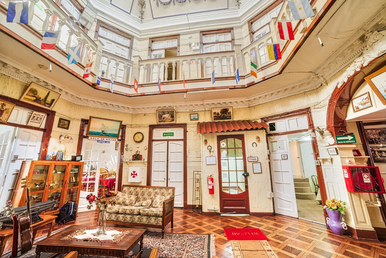 Si Hotel *