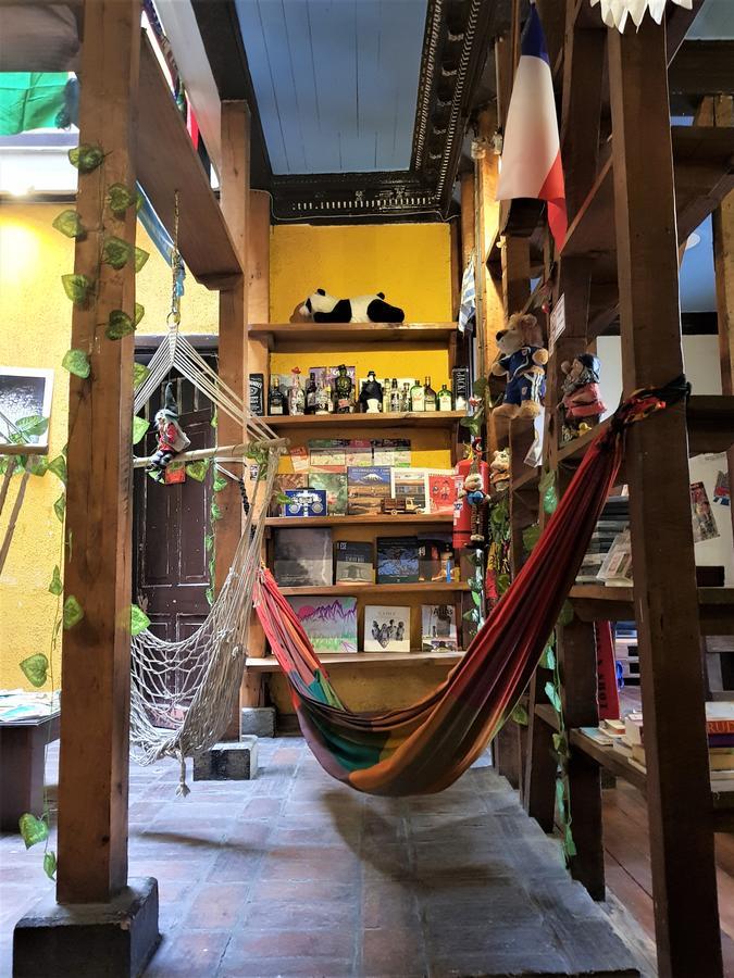 Gnomo Hostal