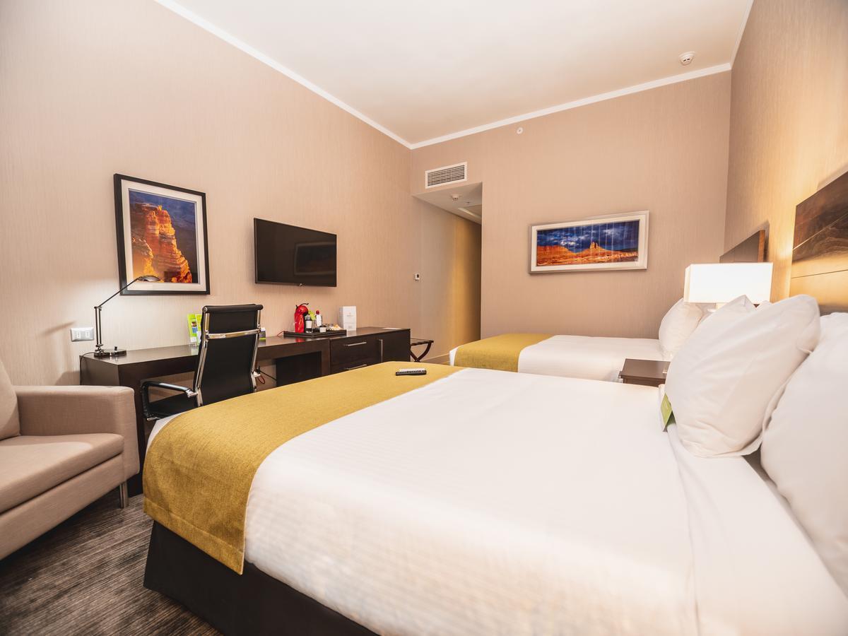 La Quinta By Wyndham Aeropuerto Santiago