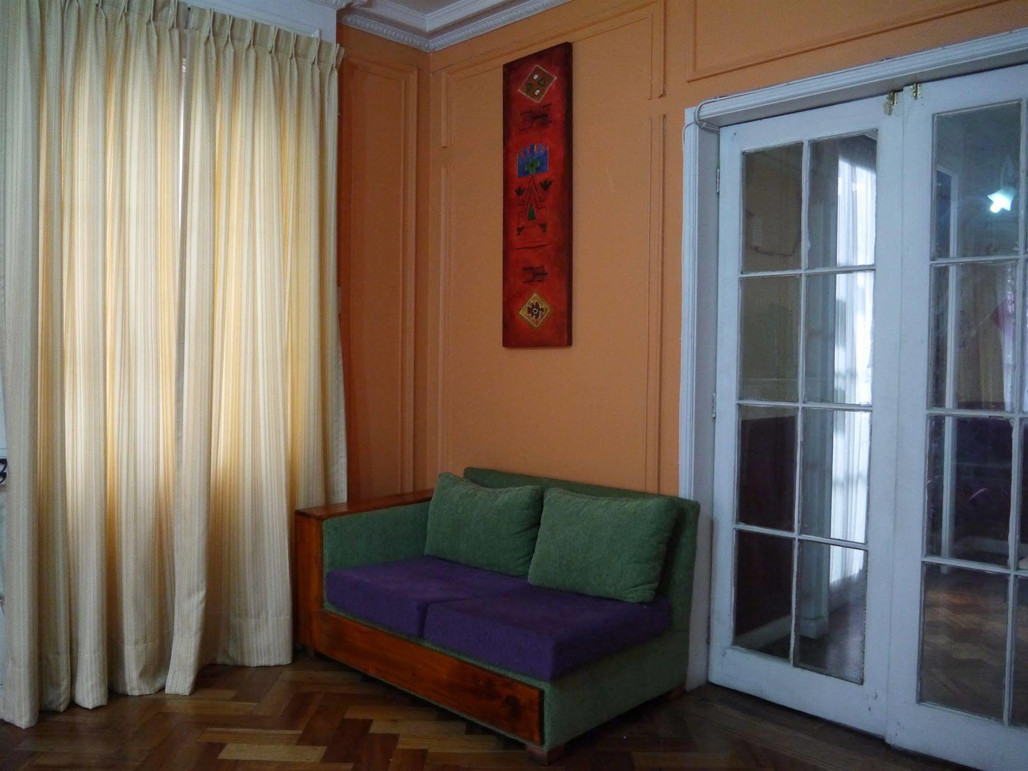 Hostal Salvador & Cafe