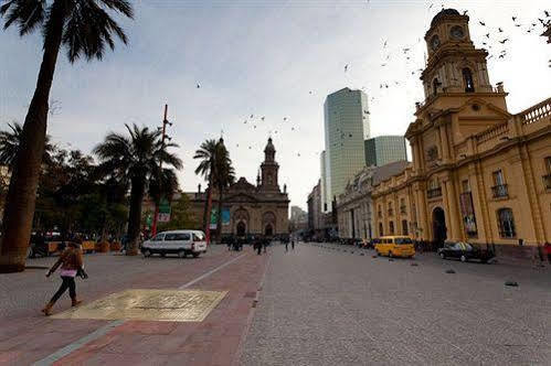 Plaza Santiago de Chile