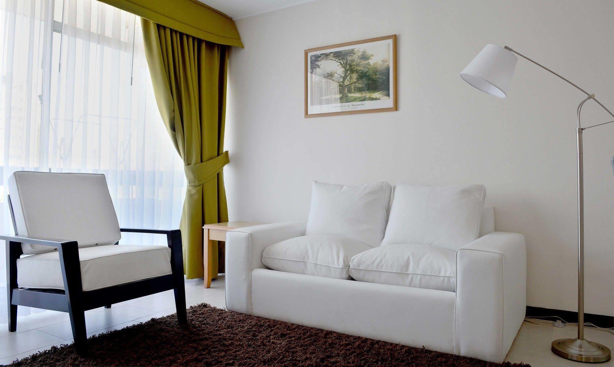 Apartahotel Rent A Bustamante Santiago de Chile