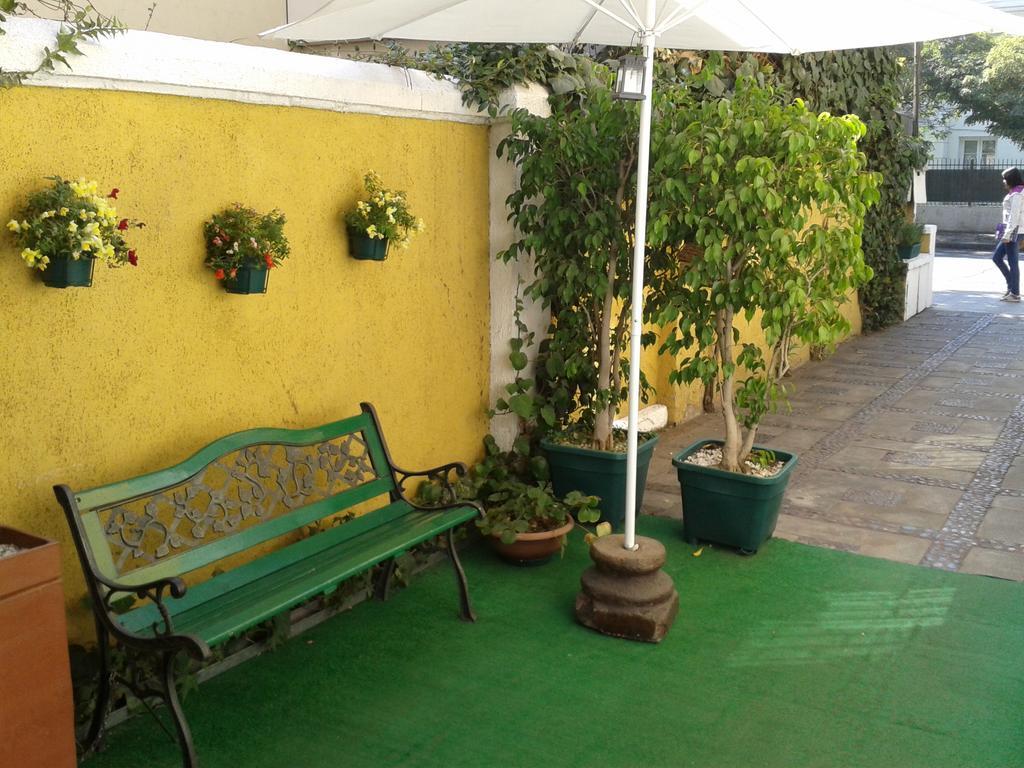Flores Hotel