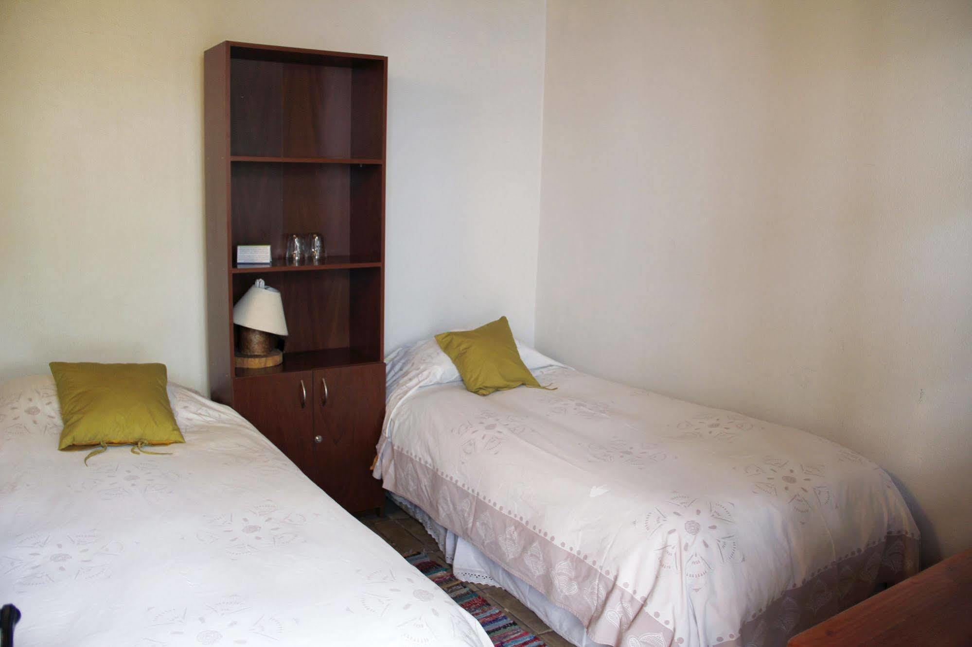 Hotel Newen Kara