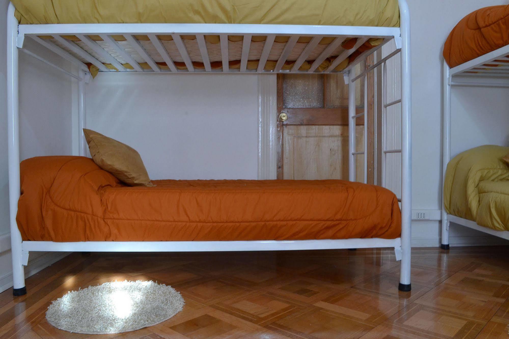 Casa Roble Boutique Hostal *
