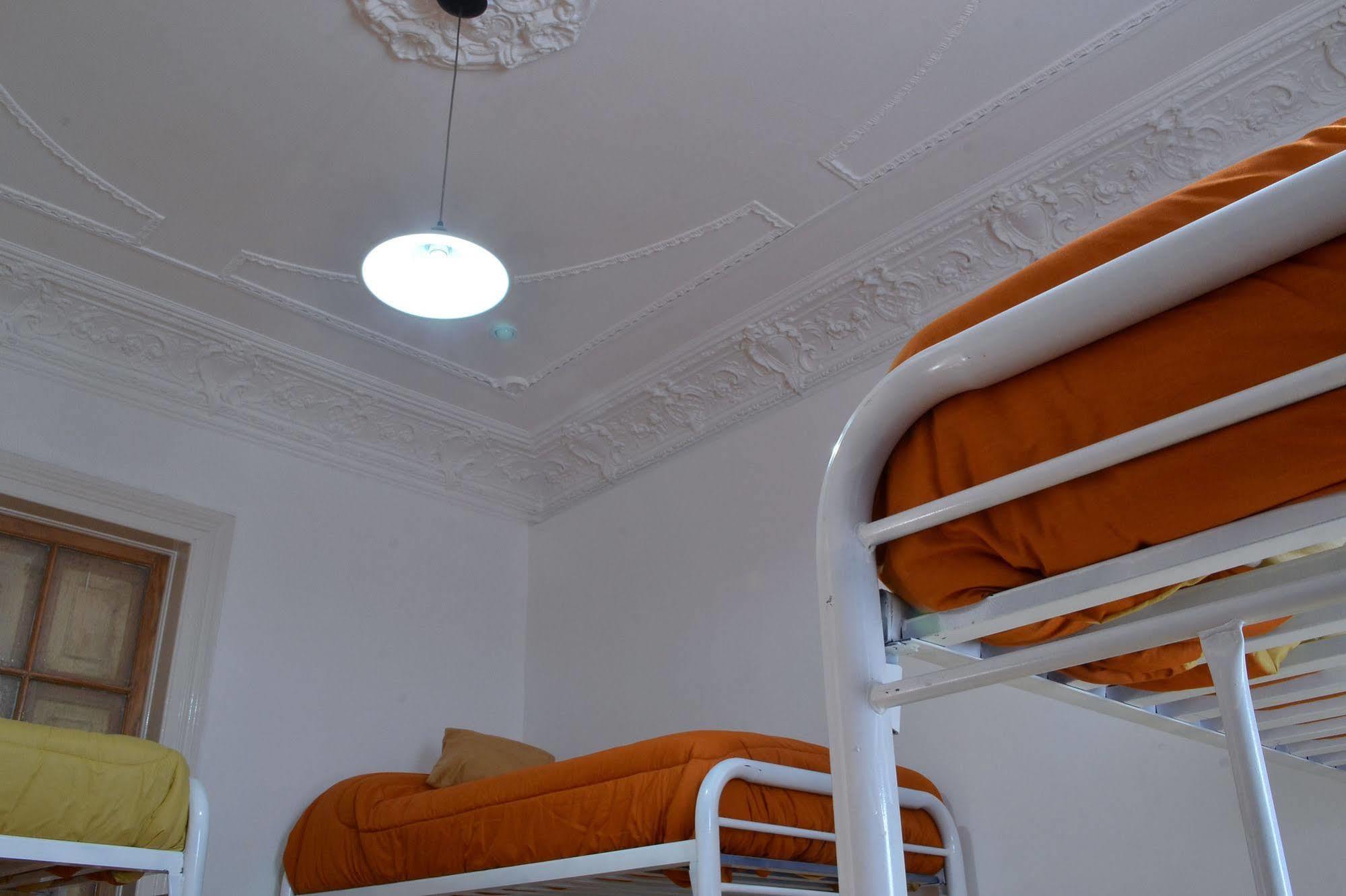 Casa Roble Boutique Hostal Santiago de Chile