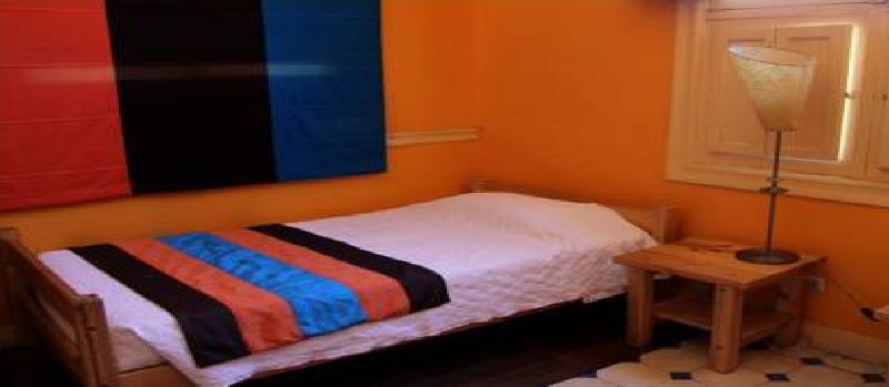 Happy House Hostal