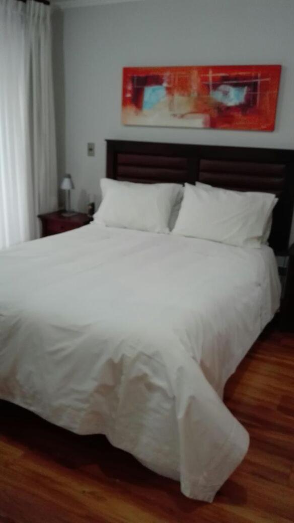 Apartahotel Austral Rentahome Américo Vespucio Norte Santiago de Chile