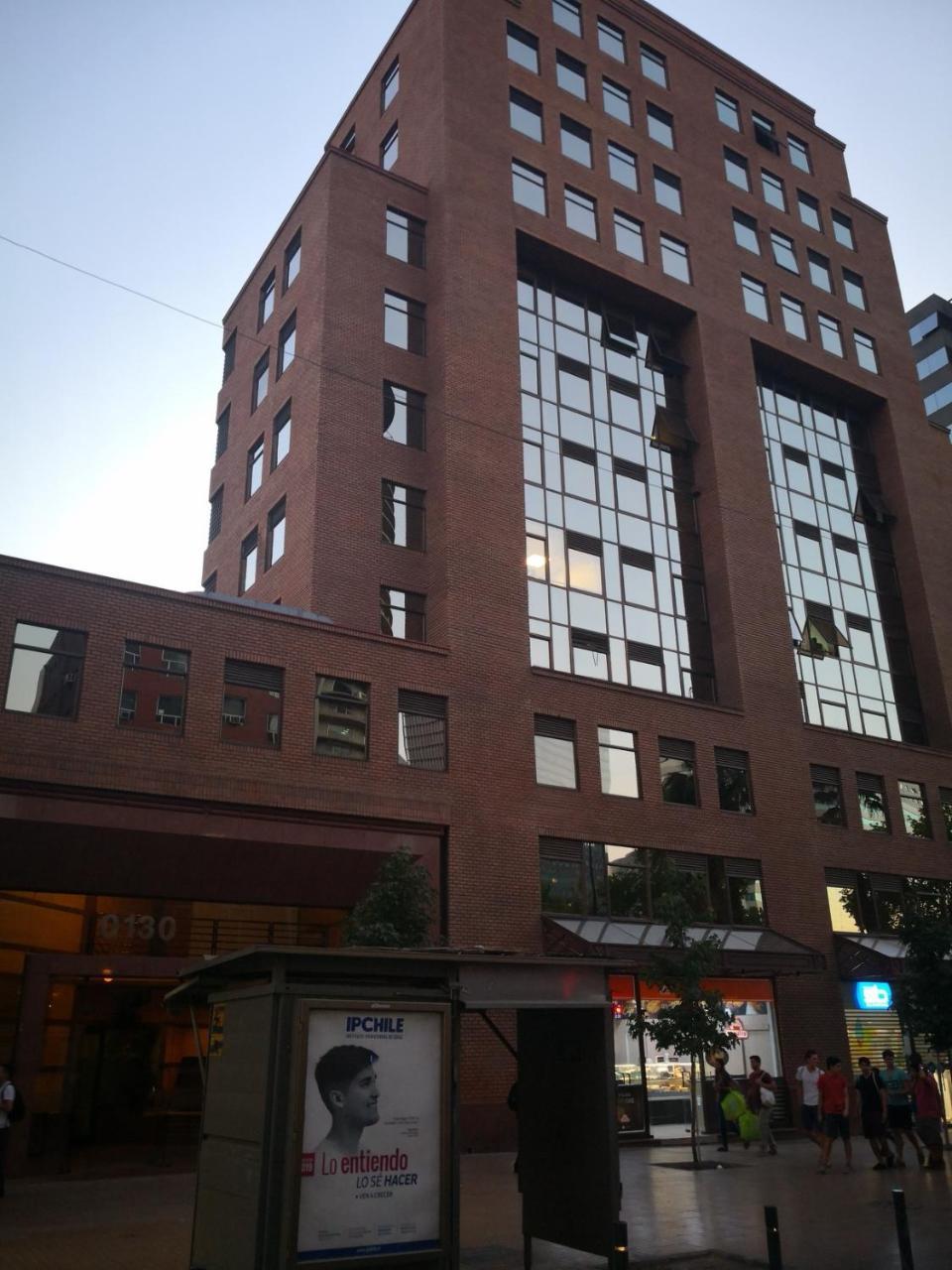 Lindo Departamento A Pasos Del Centro Comercial Costanera Center