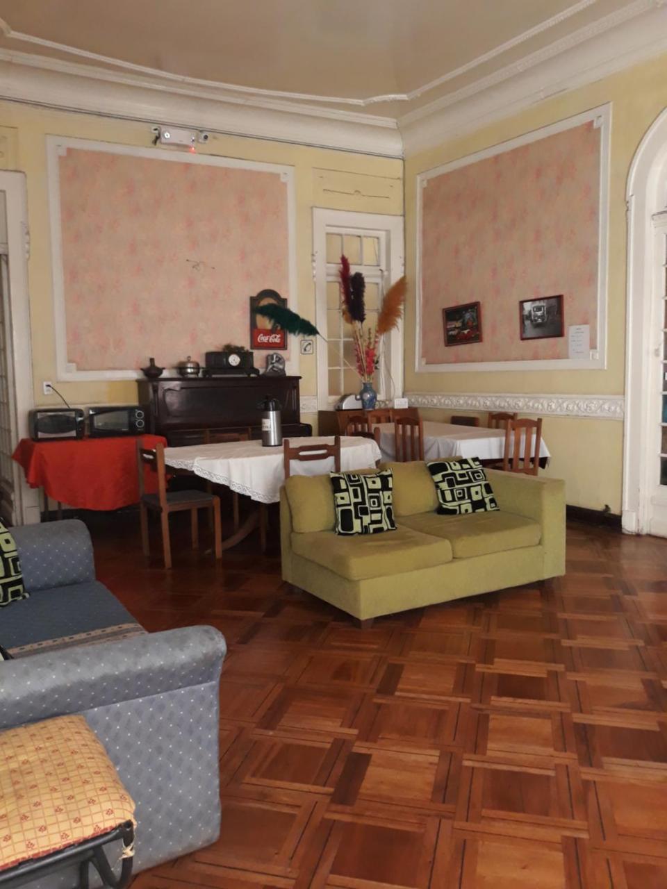 Albergue Residencial Praga *
