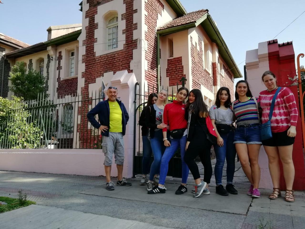 Hostal Residencial De'l Tata