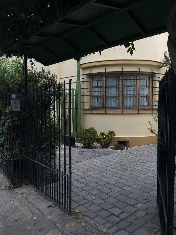 Estudio En Barrio Italia Apartamento