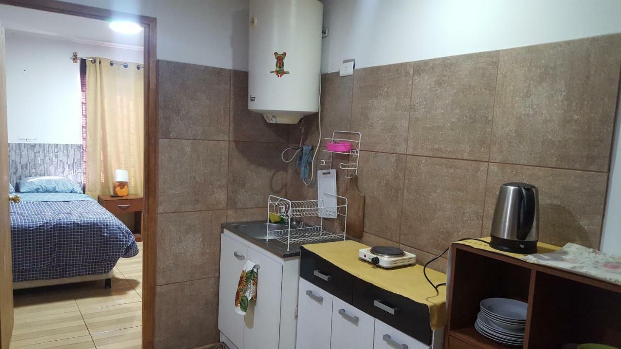 Dpto Entero, 1d1b, Independiente, Adosado A Casa Habitación en casa particular
