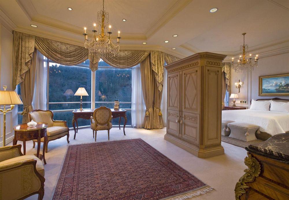 San Cristobal Tower - A Luxury Collection Hotel Santiago de Chile