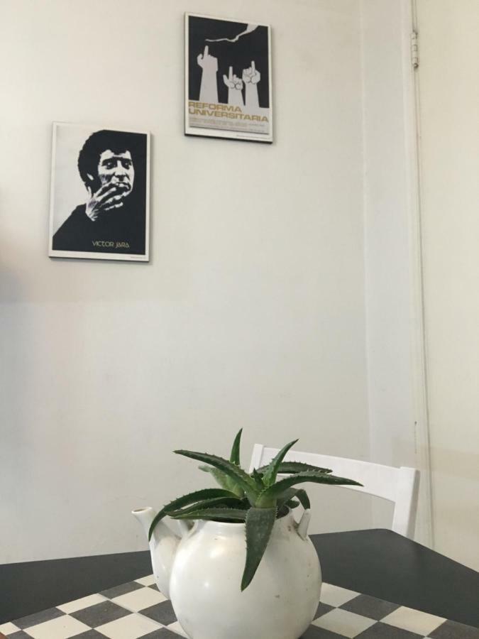 Hostal Salvador & Cafe