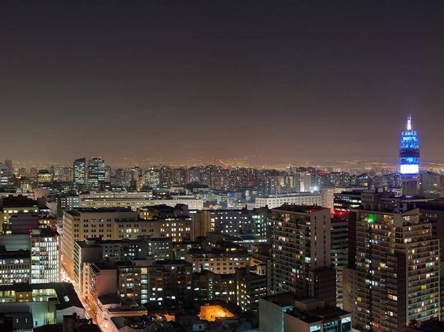 Full Moneda 909 Apartment
