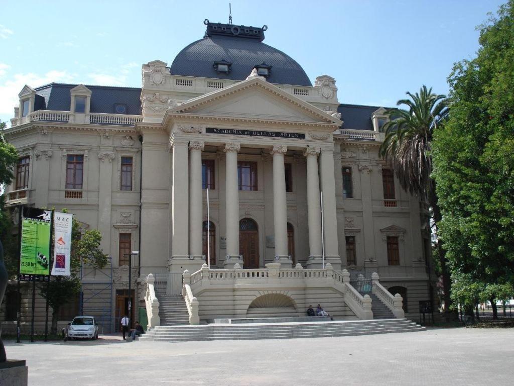 Apartment Full Moneda 909