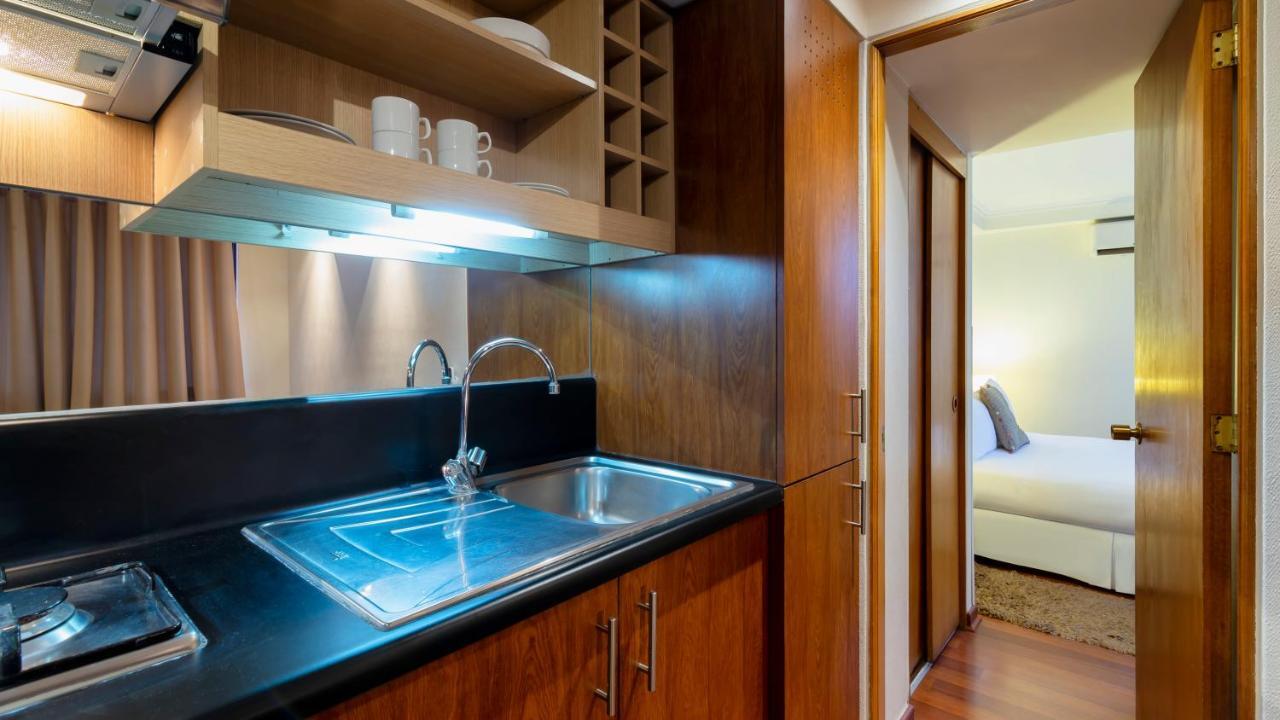 Time - Essential Aparthotel Santiago