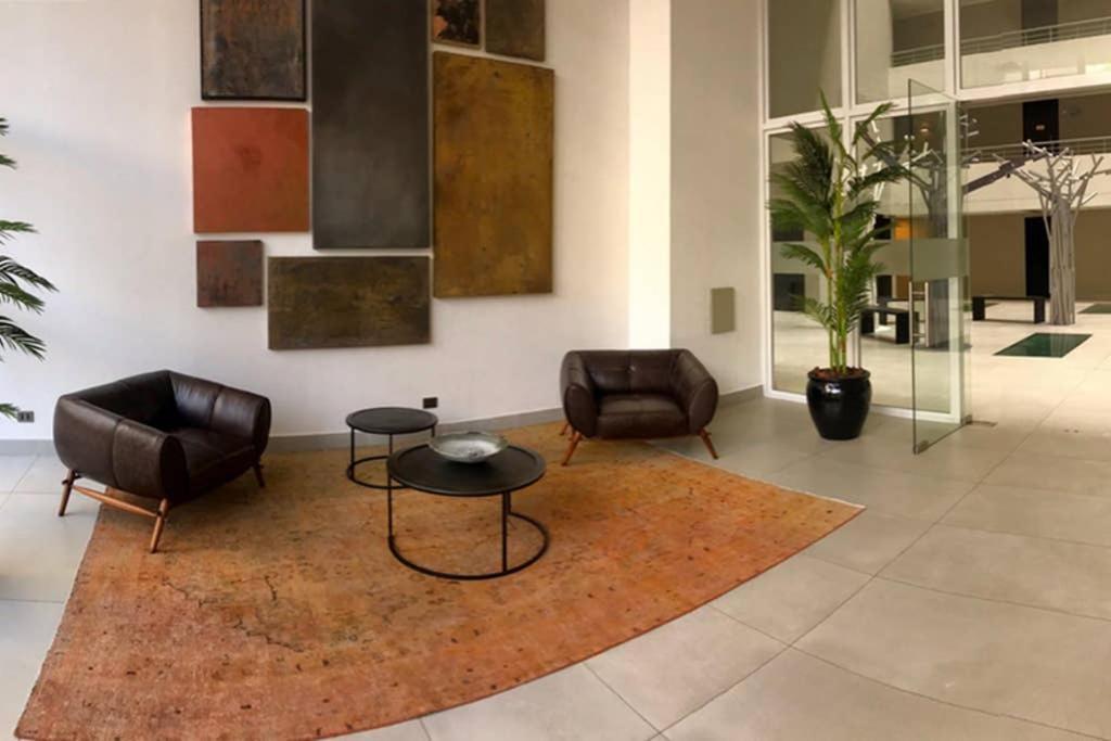 Acogedor Depto. A Un Costado De Clinica Condes Apartamento *