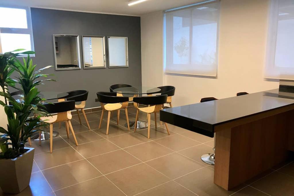 Apartamento Acogedor Depto. A Un Costado De Clinica Condes *
