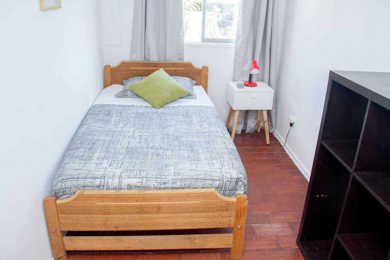 Hostal Casa Mondrian