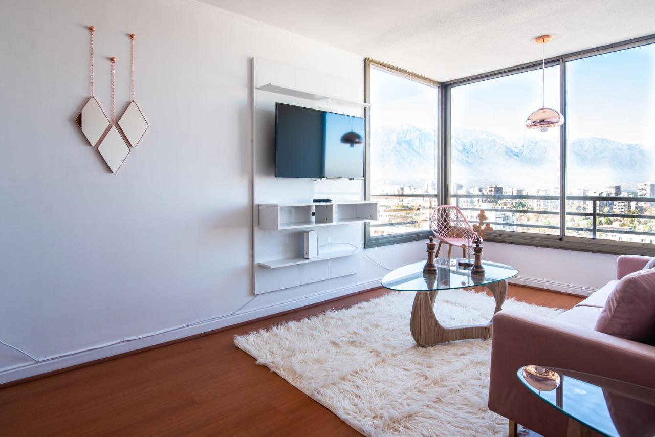 La Gloria - 1br, Mountain View, Pool, Gym, Mall * Santiago