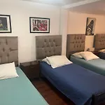 Hostal Estadio Nacional
