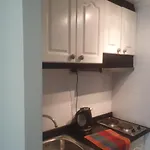 Departamento Centrico En Providencia , A Una Cuadra De Metro Y Muy Cercano A Costanera Center