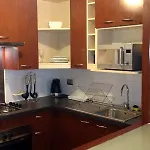 Ams Apartments Huerfanos