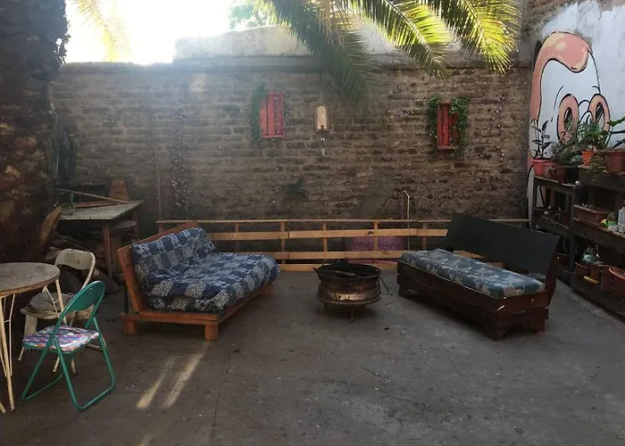 Alojamiento En Casa Palmera Barrio Matta Centro De Santiago