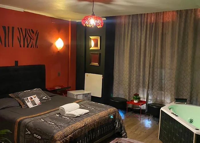 Hotel Toesca, Cercano A Movistar Arena