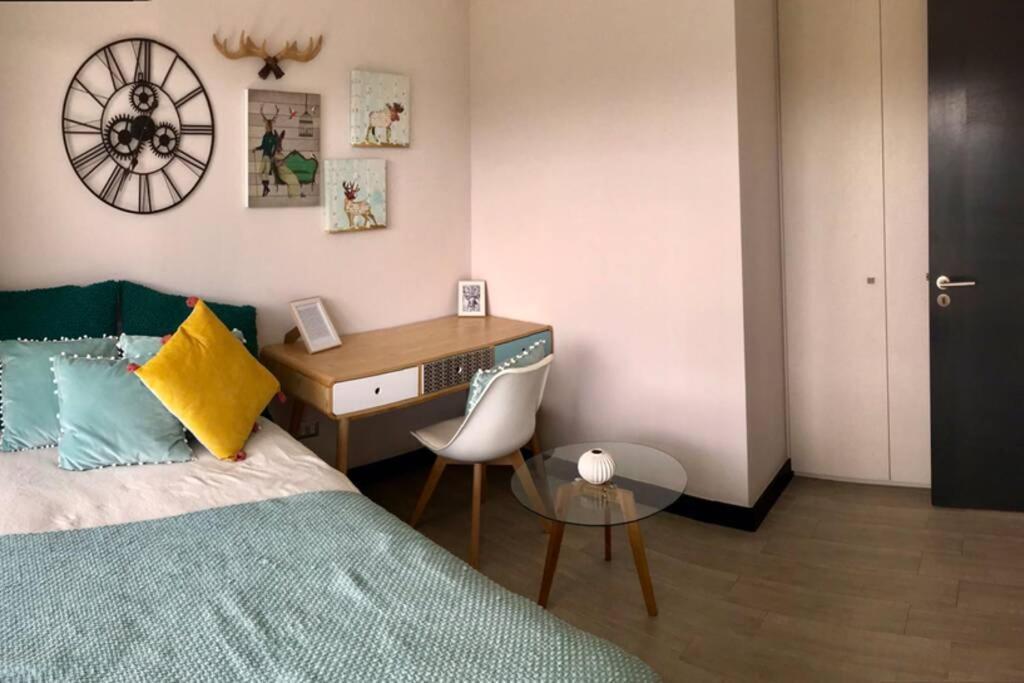 Ideal Departamento En El Corazón De Dominicos Apartamento Santiago de Chile