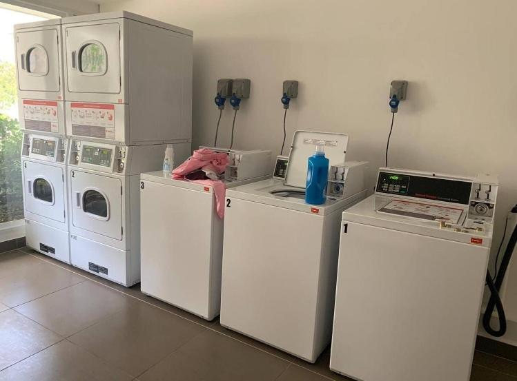 Depto Estoril Clinica Condes * Santiago