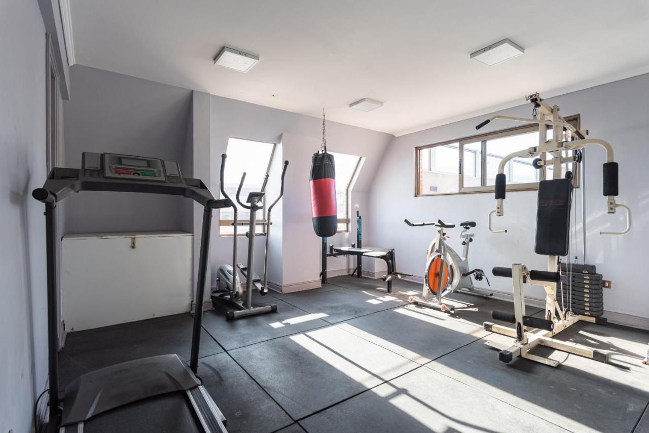 Vitacura Zen 2br W/ Parking, Wifi, Gym & Mall *
