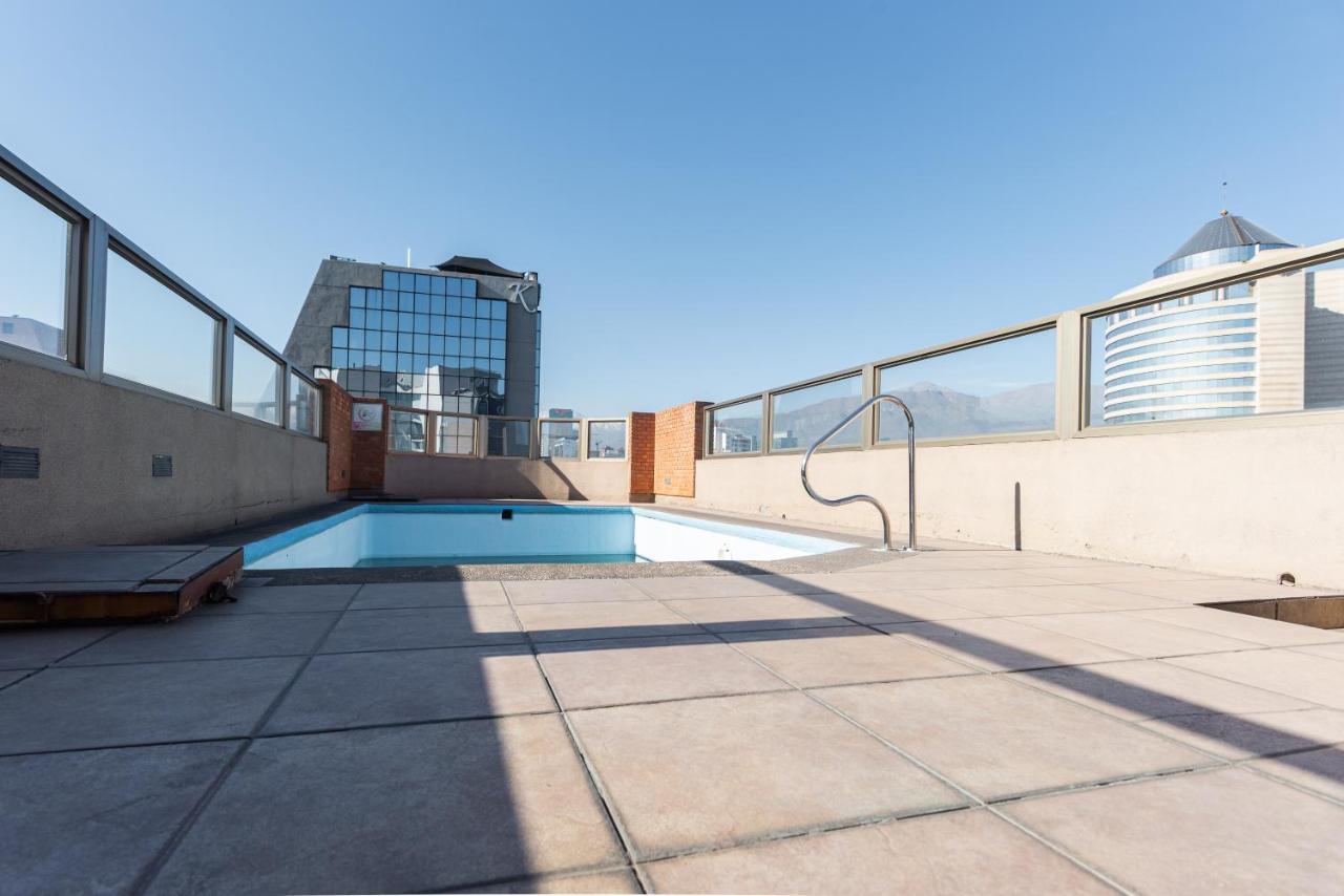 Vitacura Zen 2br W/ Parking, Wifi, Gym & Mall * Santiago de Chile