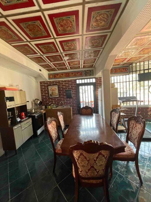 Departamento Emperador Apartment *