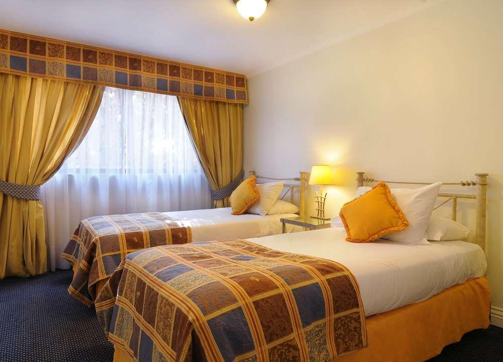 Park Plaza Apartahotel