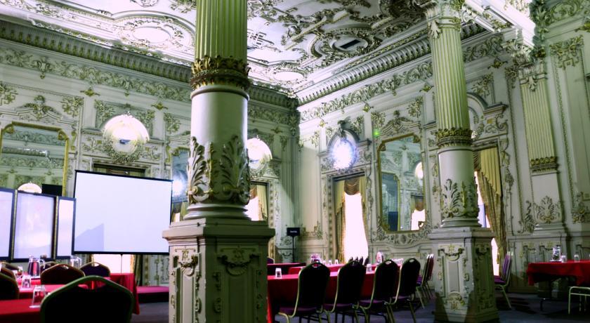 Diego De Almagro Centro Hotel 4*