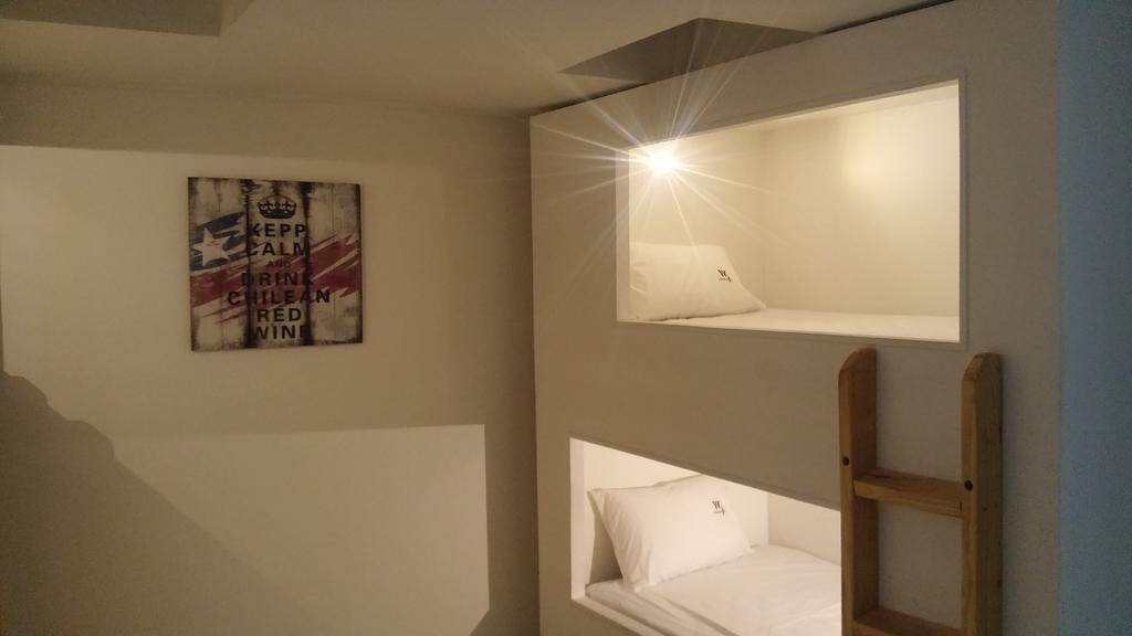 Bed And Wine *