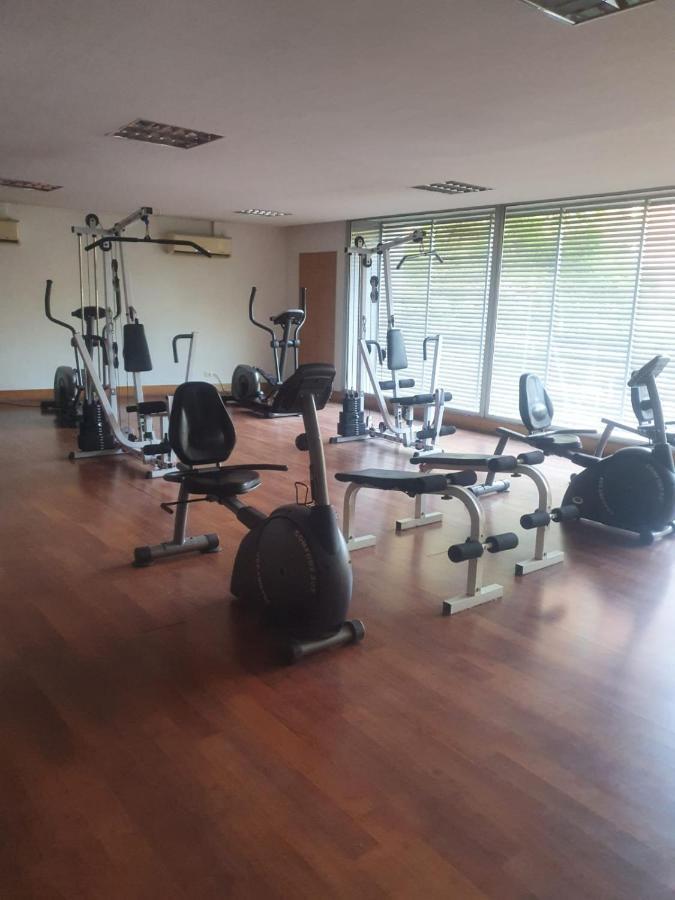Departamento A 1 Cuadra De Metro Pedro De Valdivia Apartamento *