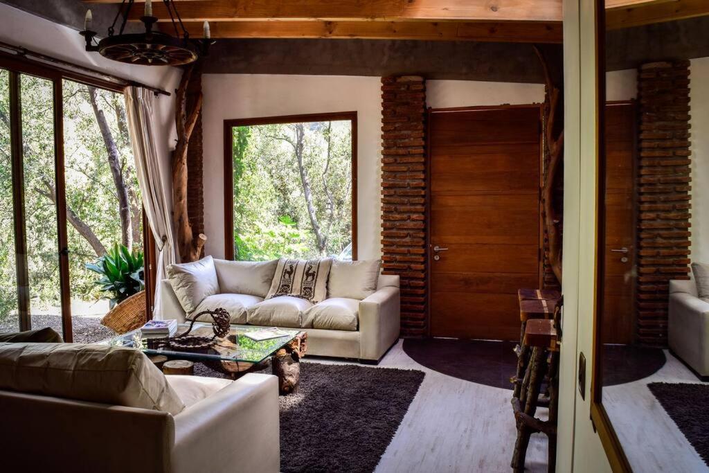 Casa De Piedra Entre Bosque Y Rio Сasa de vacaciones *