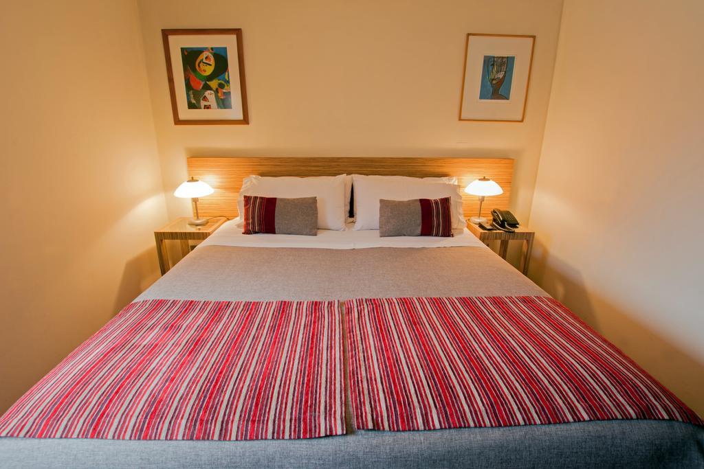 Hotel Rq Bosque Tobalaba