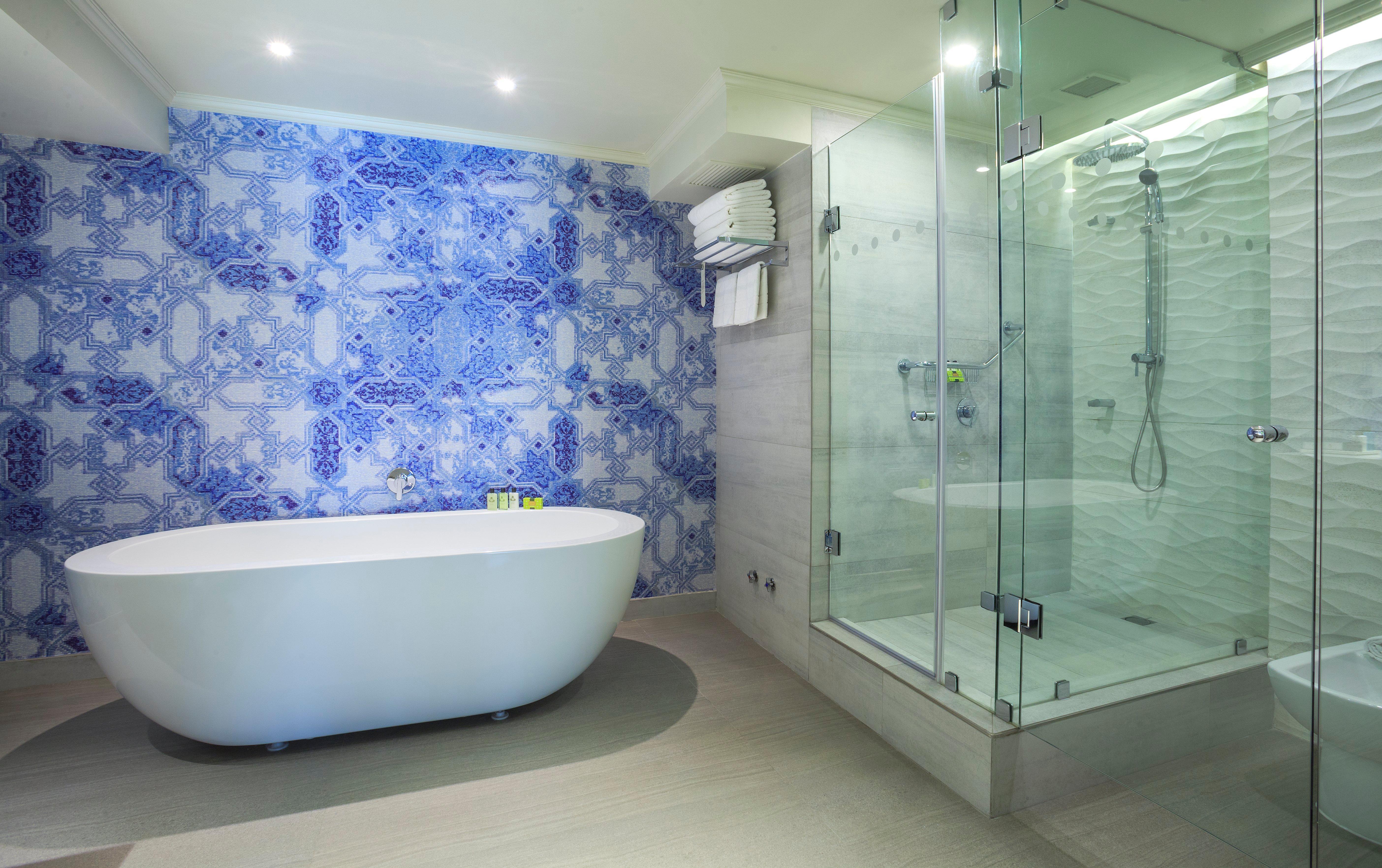 Intercontinental By Ihg 5*