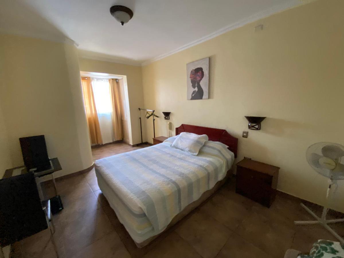 Hotel Ah Teatinos 2*