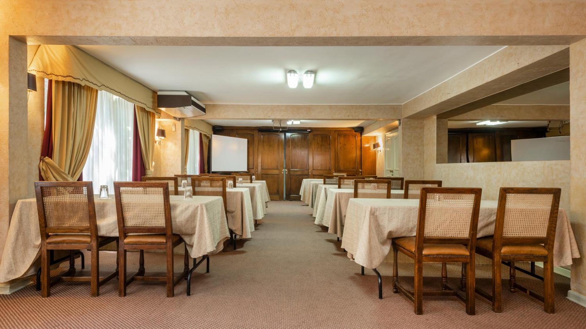 Españoles Hotel 3*