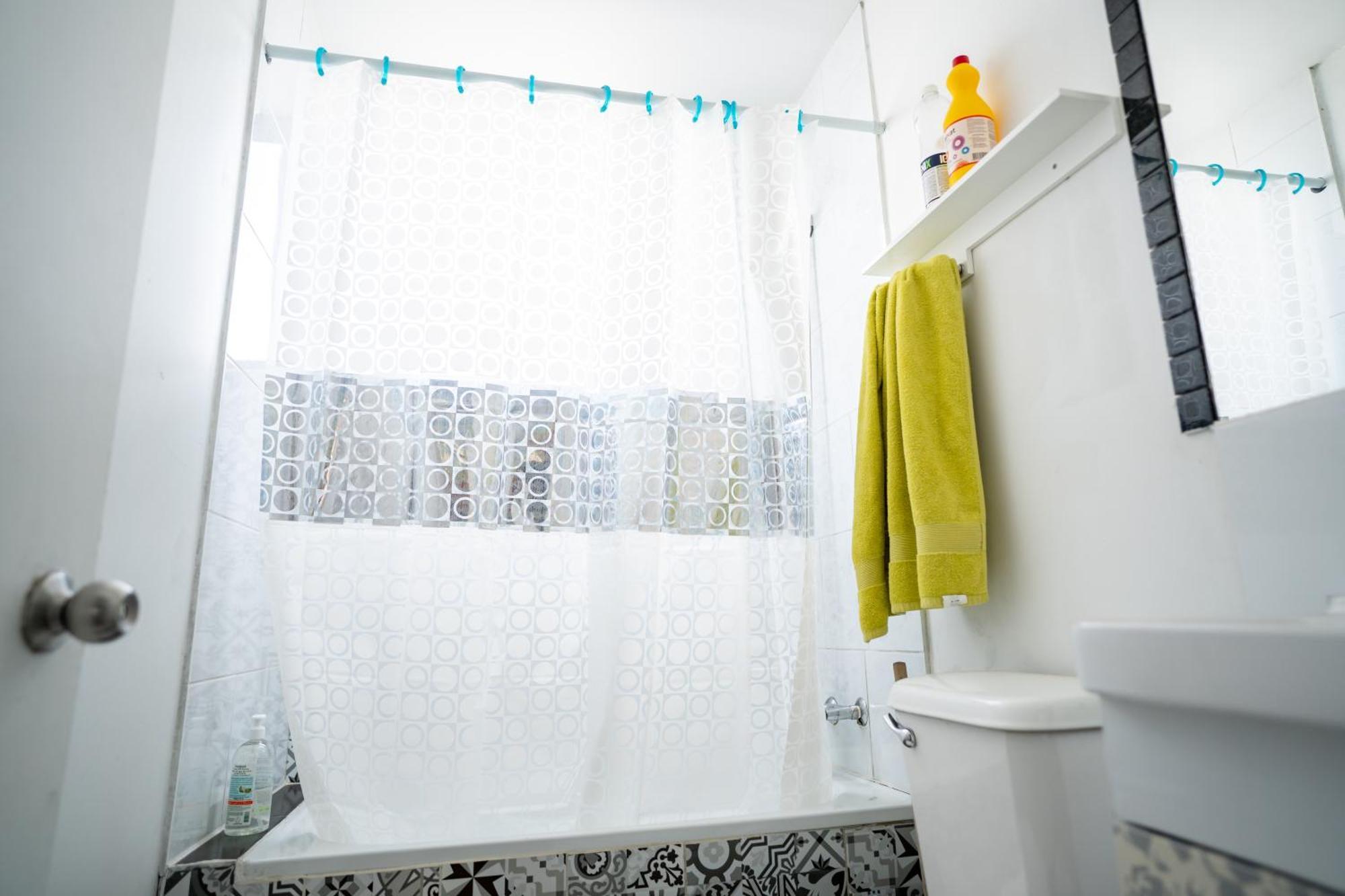 Centrico Departamento A Pasos Del Metro Rondizzoni. Apartamento