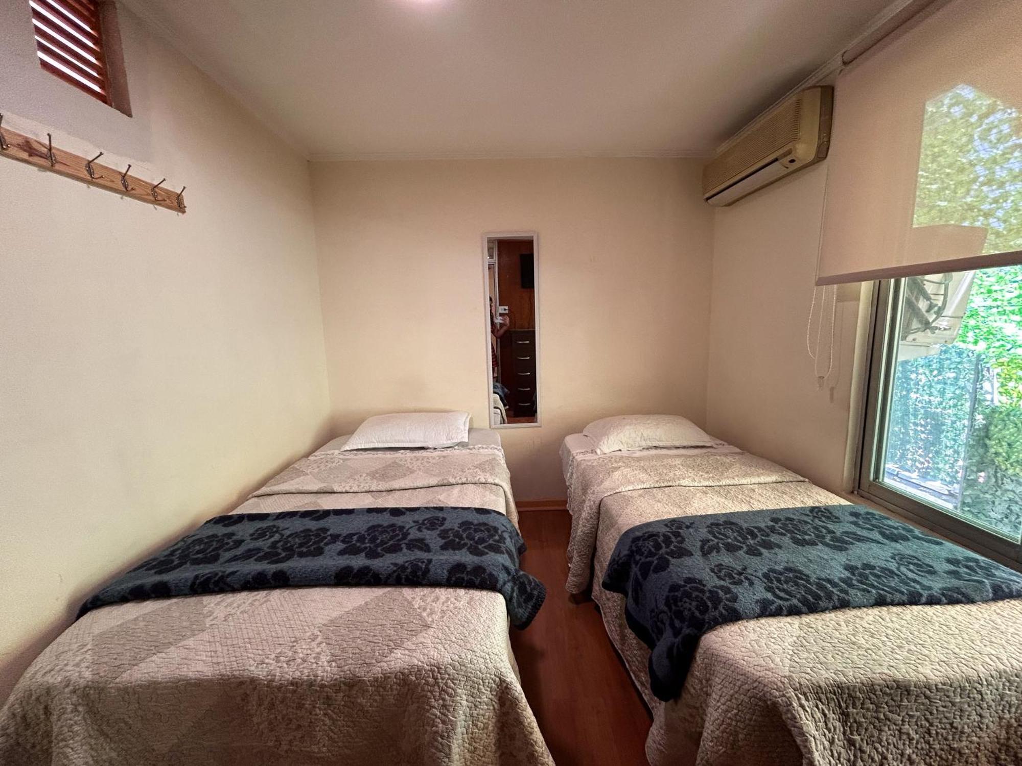 Hostal Chez Humbert Santiago de Chile